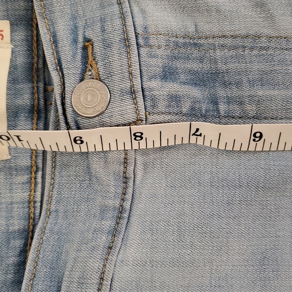 Levi's Light Wash Boyfriend Jeans 31x27 - Picture 6 of 13